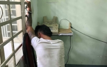 video vao cua tren cau voi toc do chong mat o to roi xuong duoi duong khien 7 nguoi thuong vong