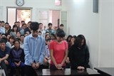 video toan canh khoanh khac quan bia hai xom boc chay du doi giua pho ha noi