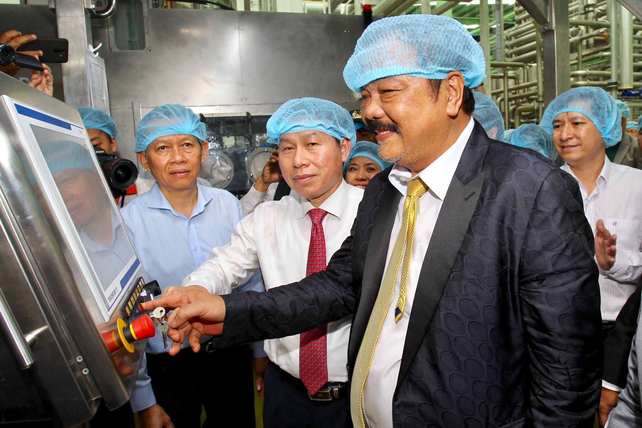 tap doan tan hiep phat khanh thanh nha may nuoc giai khat lon nhat dbscl voi tong von dau tu 4000 ty dong