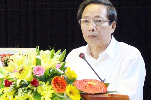 quang binh bi thu tinh yeu cau cach chuc khoi to chu tich xa
