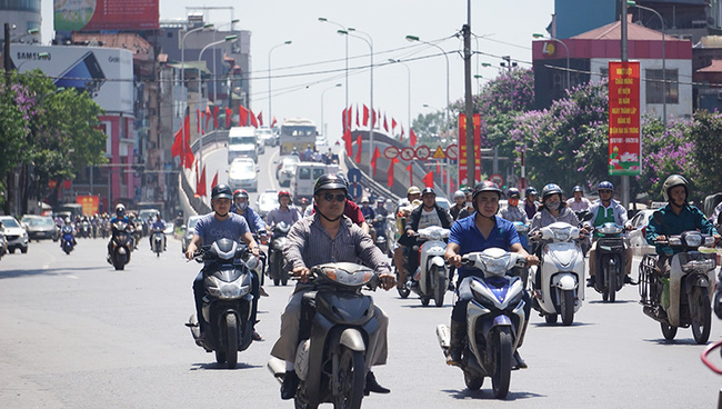 ha noi chuan bi don dot nong ky luc cua thang 4