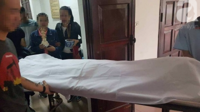 nam dinh bo bi chem tu vong khi dang be con gai 20 thang tuoi di tren duong