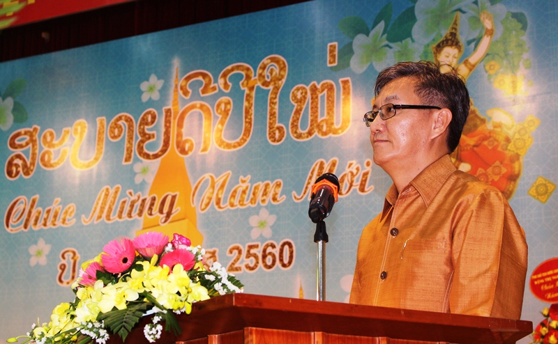 dai su quan lao to chuc don tet co truyen bun pi may tai ha noi