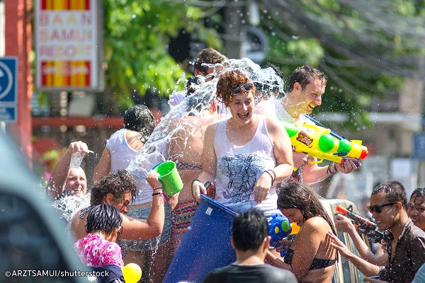 le hoi songkran 2017 nhung diem den khong the bo qua khi den thai lan