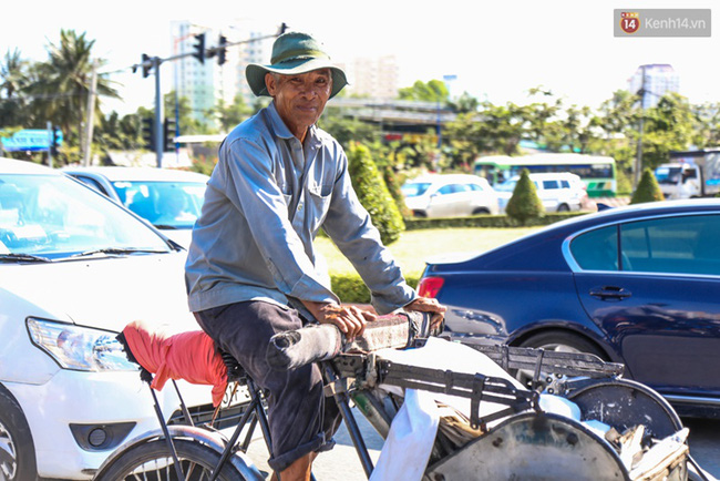 chum anh nguoi dan lao dong o sai gon vat lon duoi nang nong oi buc de muu sinh