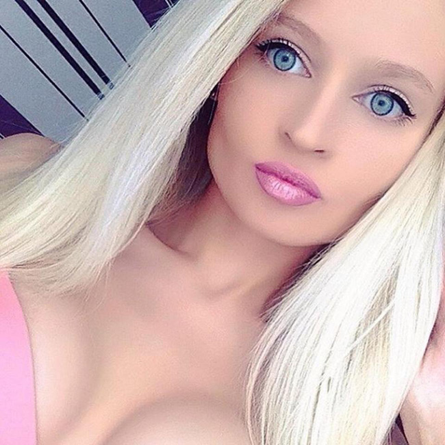 bup be barbie phien ban nguoi xinh dep nhung khong phai do phau thuat tham my