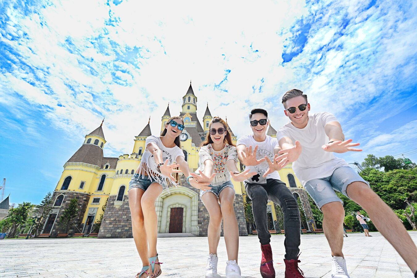tan huong quyen nang mua he tai vinpearl land