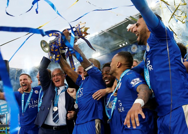 leicester tung bung nhan cup vo dich