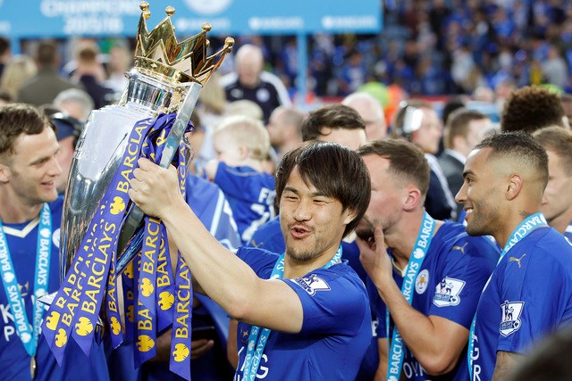 leicester tung bung nhan cup vo dich