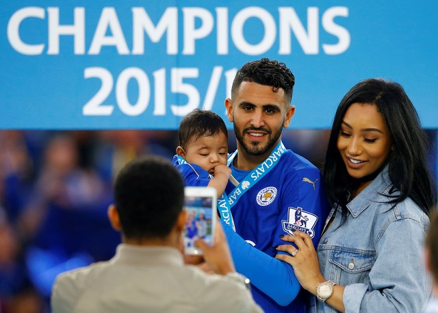 leicester tung bung nhan cup vo dich