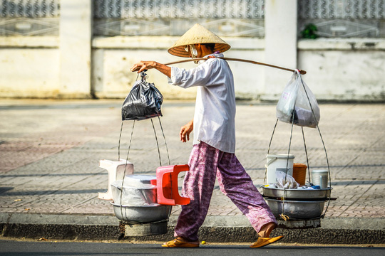 bai van 10 diem viet ve nhung con nguoi khong co ngay nghi le