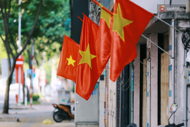 co nhung ngay nhu the sai gon khong coi xe khoi bui va khong un tac luc 5 gio chieu