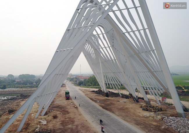 clip cong chao hoanh trang gan 200 ty dong cua tinh quang ninh nhin tu tren cao