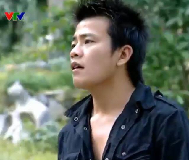 khoi to dien vien dien anh trom range rover gay tai nan lien hoan o ha noi