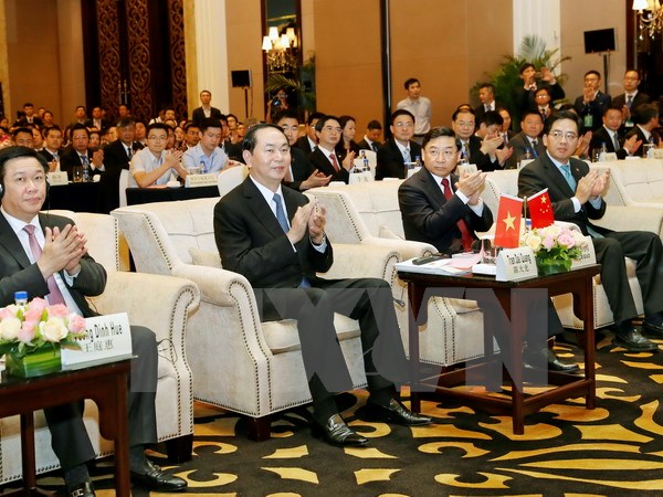 chu tich nuoc tham du dien dan vanh dai va con duong va gap go lanh dao cac nuoc