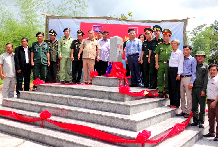hoan thanh cam moc phan gioi viet nam campuchia doan qua dak lak