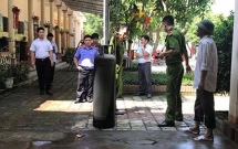vu 3 tre mam non bi bong suc khoe tien luong rat xau