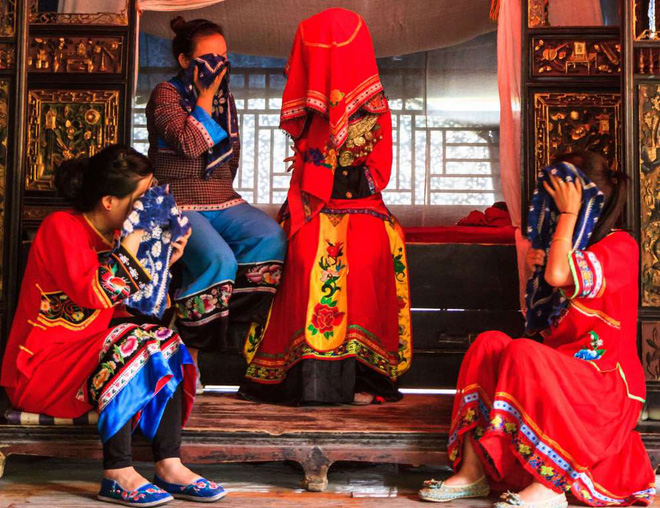 nhung tap tuc khi ket hon ki la nhat tren the gioi