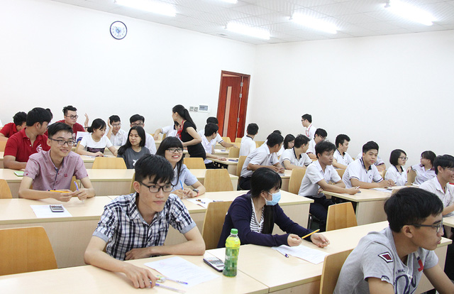 hang nghin hoc sinh tp hcm tham gia thi danh gia nang luc