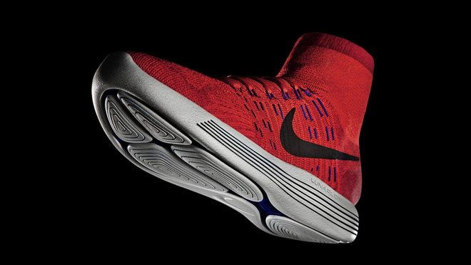 nike ra mat duong chay led dau tien tren the gioi cho phep nguoi tham gia tu chay dua voi chinh minh
