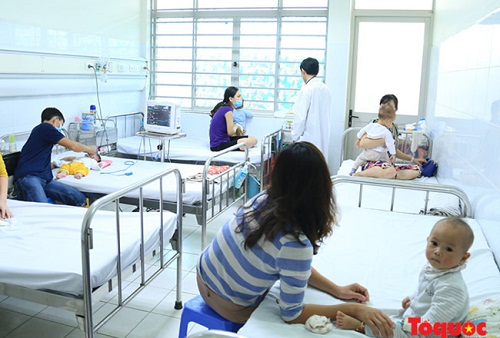 85 benh nhi nhiem soi chua duoc tiem phong lo ngai nguy co bien chung