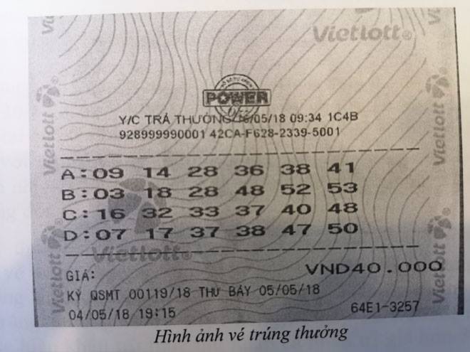 chu nhan tam ve vietlott hon 300 ti dong da deo mat na den nhan thuong