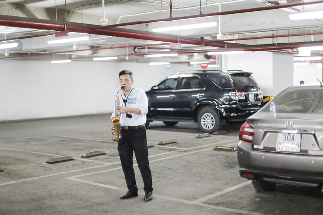 cau chuyen dang yeu ve tieng ken saxophone cua chu tai xe duoi ham cao oc ha noi