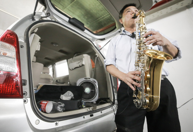 cau chuyen dang yeu ve tieng ken saxophone cua chu tai xe duoi ham cao oc ha noi