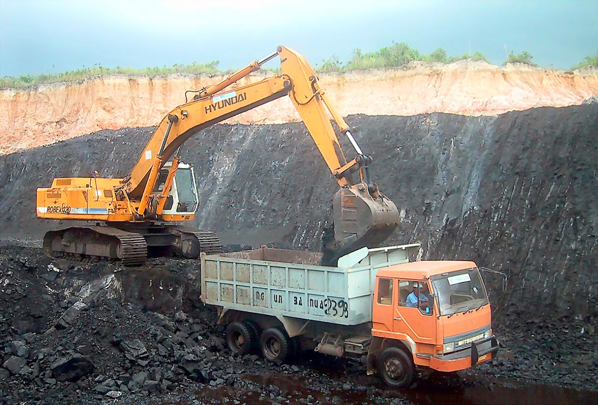 chinh phu quyet day manh khai khoang de tang gdp 67