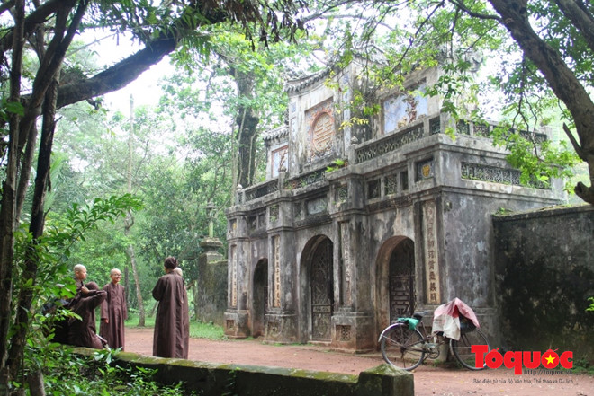 tham chua tu hieu ngoi co tu doc dao bac nhat xu hue