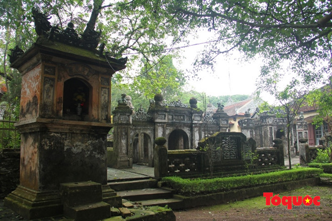 tham chua tu hieu ngoi co tu doc dao bac nhat xu hue