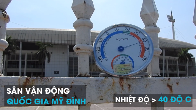 clip nha tro nong khong tho noi 3 me con mang giuong gap nam duoi gam duong tren cao