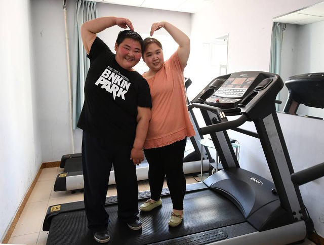 mong muon hanh phuc tron ven cap vo chong nang 400kg cung nhau giam tong cong 200kg de co con