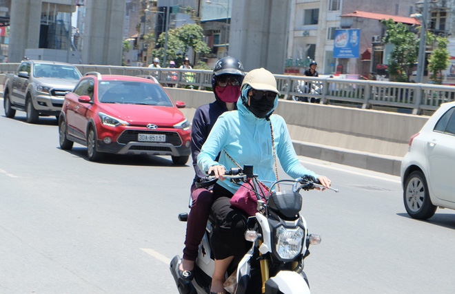 nguoi cao tuoi song tai khu vuc do thi de bi soc nhiet do nang nong keo dai