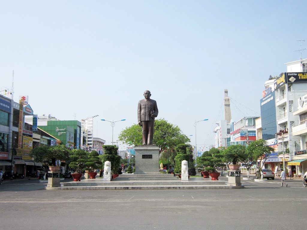 cuoc thi sang tac ca khuc va bai ca co ky niem 130 nam ngay sinh chu tich ton duc thang