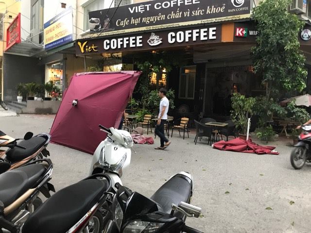 bau troi xam xit kem gio manh ha noi don mua giong lon sau chuoi ngay nang kinh hoang