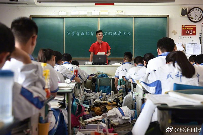 trung quoc nong hung huc trong mua gaokao mot trong nhung ky thi khoc liet nhat the gioi