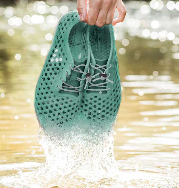 vivobarefoot ultra iii loai giay mua he ky la duoc lam tu tao co the cuu duoc nhieu ho nuoc o nhiem tren the gioi