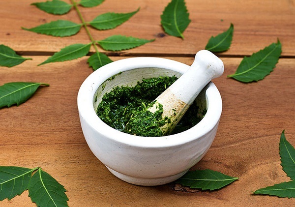 bai thuoc dan gian tri mun nhot hieu qua