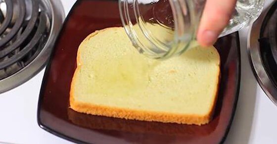 tron mat nhin hang xom do giam len banh mi ve nha lam thu toi moi hieu vi sao