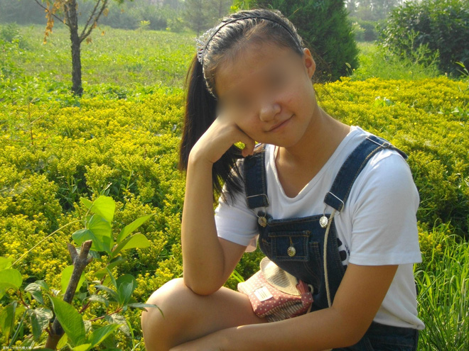 co be 15 tuoi mang thai voi cau ban cung truong va nguyen nhan khien nguoi me tre phai dau long