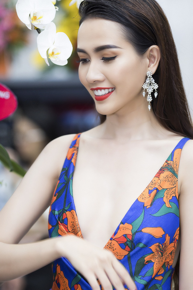 phan thi mo mac dam goi cam thu hut su chu y
