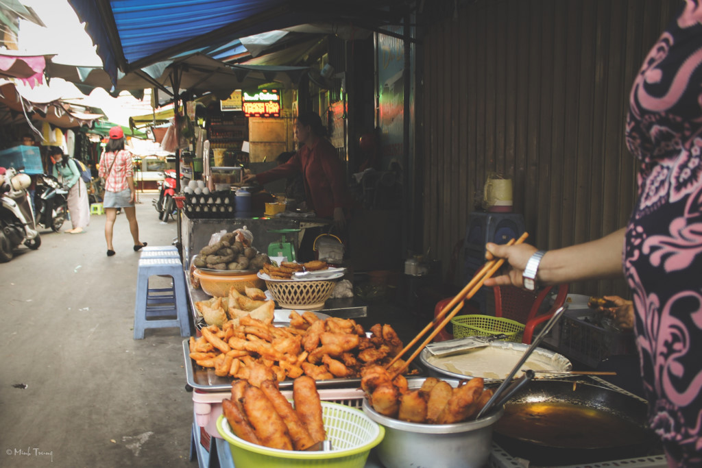 sac mau binh di tai cho hoa lon nhat sai gon