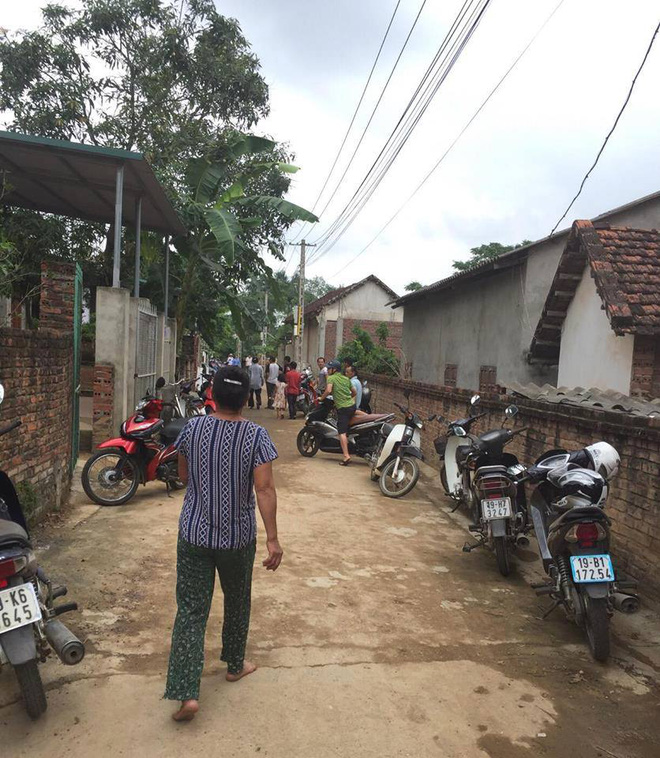 phu tho mau thuan con trai cam dao dam bo de tu vong roi tu sat