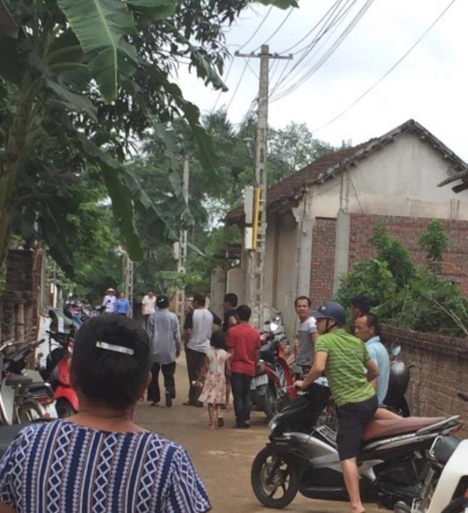 phu tho mau thuan con trai cam dao dam bo de tu vong roi tu sat