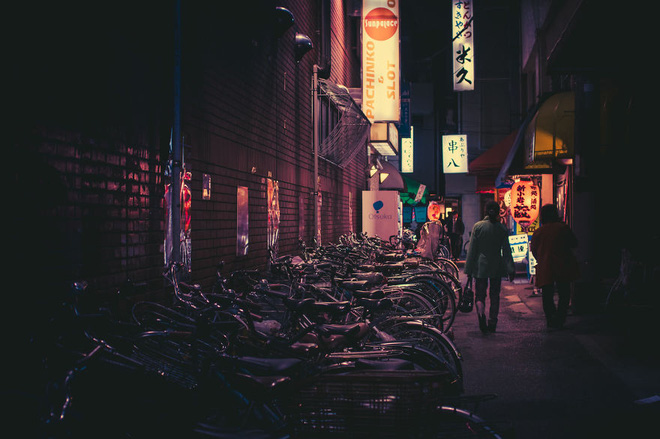 co mot tokyo lung linh va huyen dieu khi dem ve
