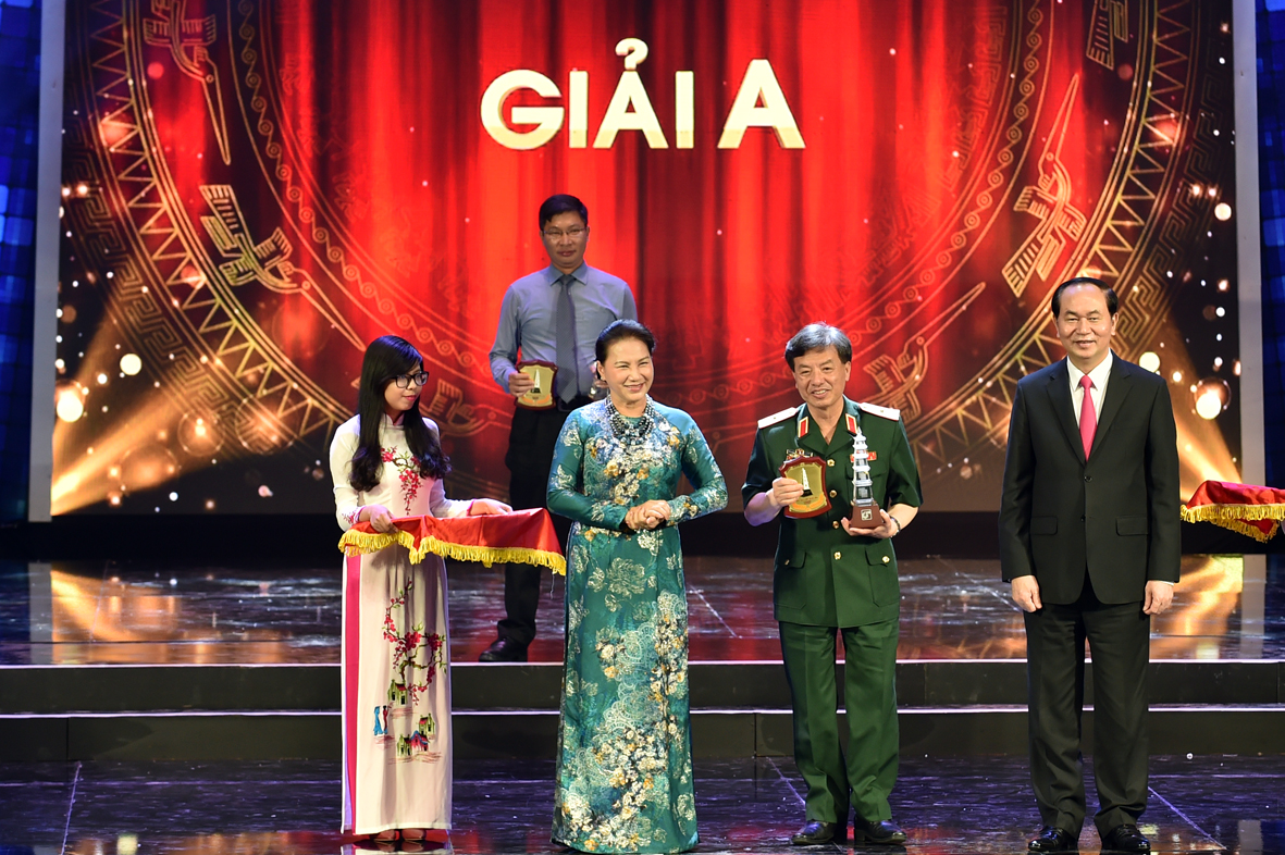 trao giai bao chi quoc gia lan thu xi 2016