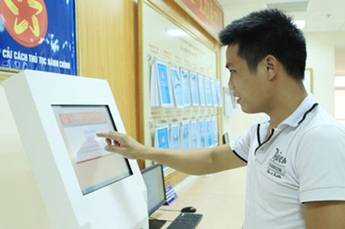 chu tich ubnd tp ha noi nguoi dan la trung tam cua thanh pho thong minh