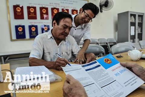chu tich ubnd tp ha noi nguoi dan la trung tam cua thanh pho thong minh