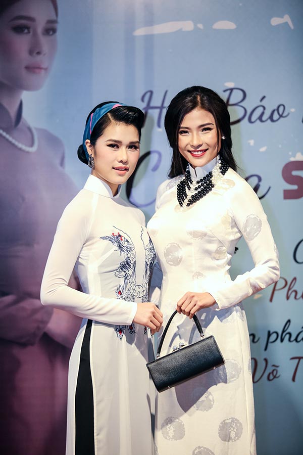 ba xa luong the thanh khoe ve dep diu dang voi ao dai truyen thong